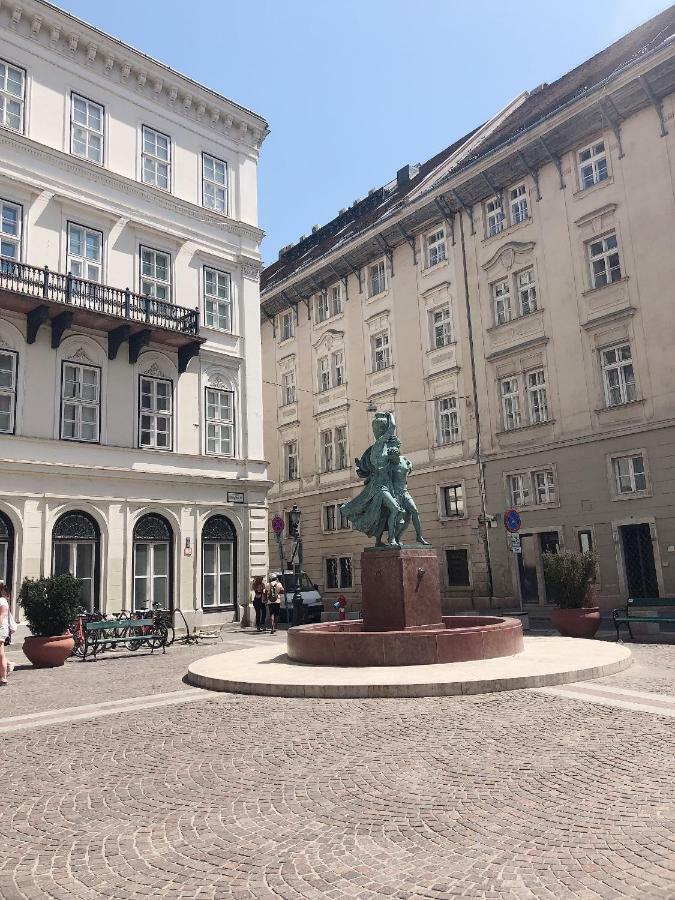 Feherhajo 12-14 Budapeszt Zewnętrze zdjęcie